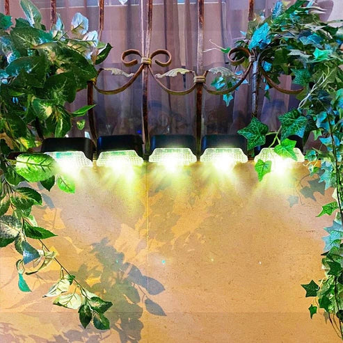 مصابيح LED تعمل بالطاقة الشمسية